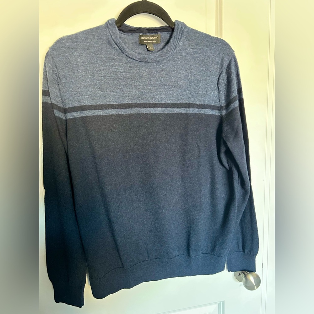 Men’s Merino Wool Sweater in Large